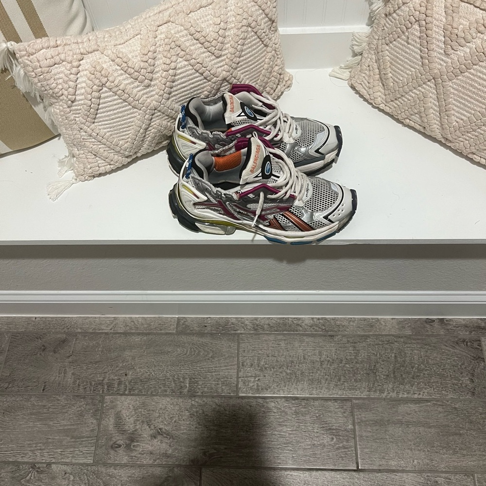 Balenciaga Multicolor Sneakers, must have!